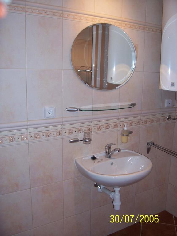 Penzion Padrtuv Mlyn Trebic Room photo