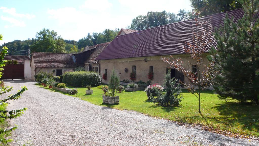 Penzion Padrtuv Mlyn Trebic Exterior photo
